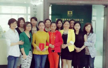 2013年6月12日學員畢業合影