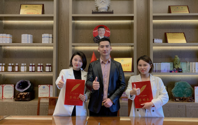 恭喜廣東深圳光明紀小姐，張小姐成功簽約加盟翌芙萊。